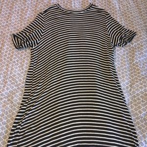 Brandy Melville Luana Dress